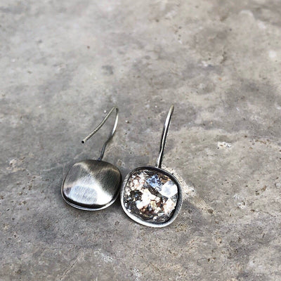 Antique Crystal Drop Earrings - IsabelleGraceJewelry