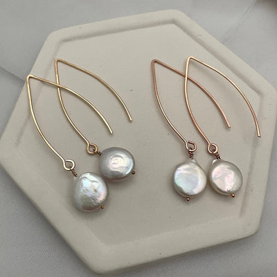 Essential Coin Pearl Earring