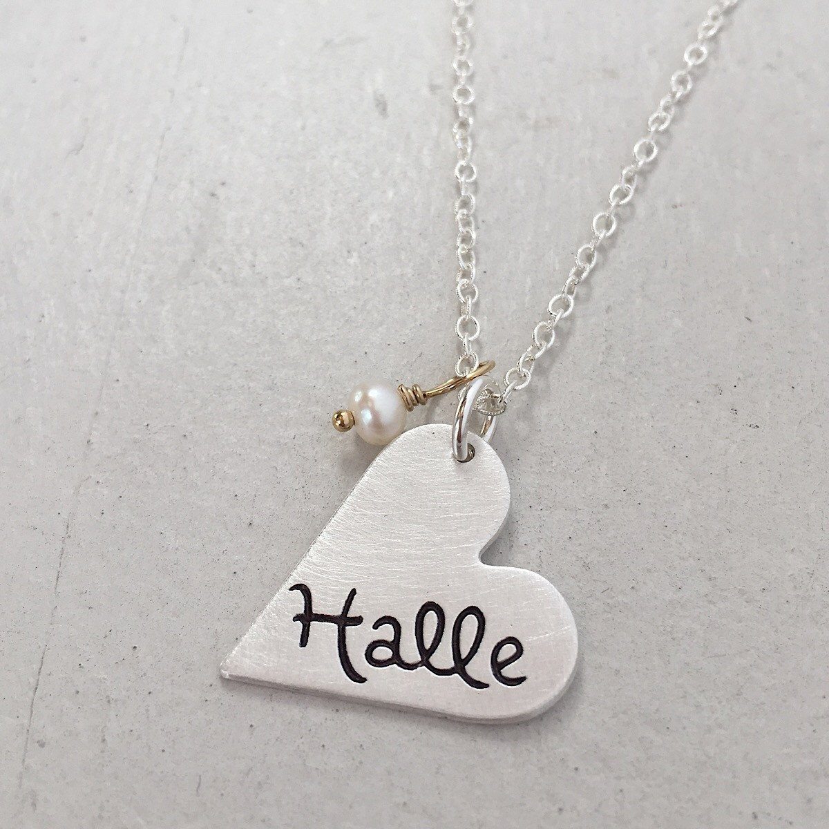 Heart Name Charm Necklace - IsabelleGraceJewelry